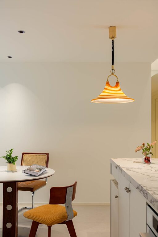 Quick Ideas to Brighten a Dark Room Effortlessly